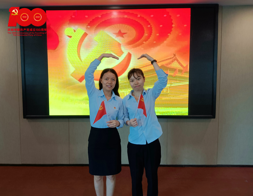 陳慶華、劉婷_副本.jpg 陳慶華、劉婷_副本.jpg